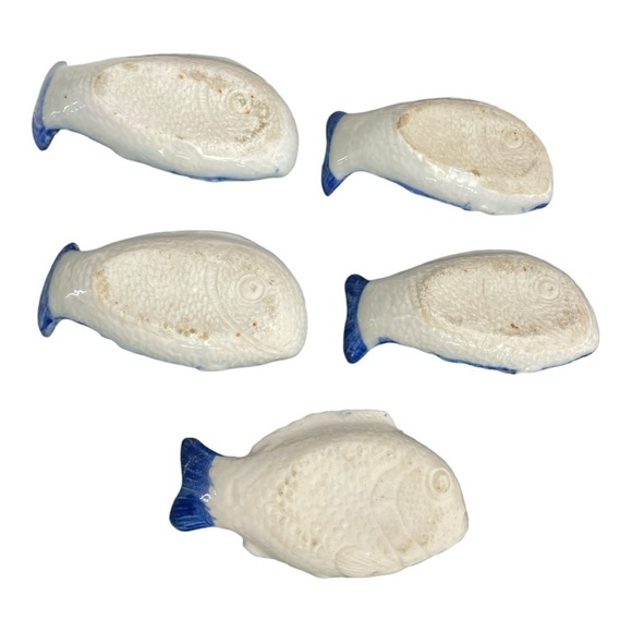 REAR Meiji Era Japanese Bone Dishes, Set of 5, Blue And White Glaze - Picture 7 of 10